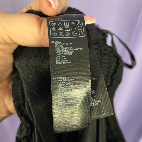 Forever 21 Wide Leg Pleated Pants - Picture 5 of 5